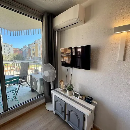 - Cap D'agde شقة *
